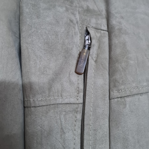 Size- L, Bugatti jacket for men in leather suede - Picture 10 of 12